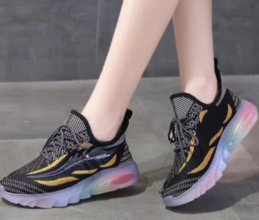 2020 Reflective Flyknit Yeezy Shoes for Outdoor Use
