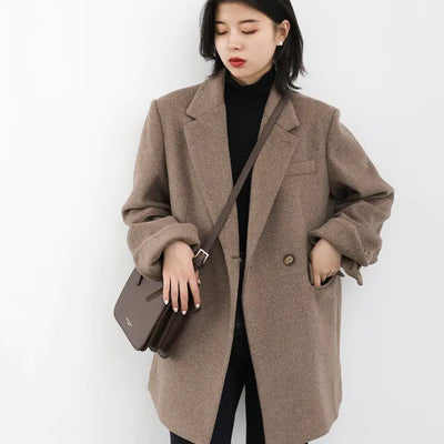 Women's Woolen Suit Coat with Wide Shoulders